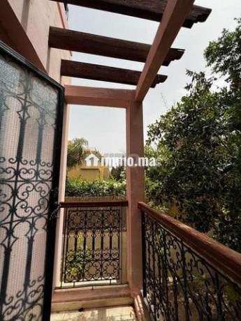 jolie-villa-en-location-longue-duree-meublee-big-2