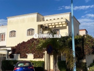 villa-tres-bon-emplacement-a-saisir