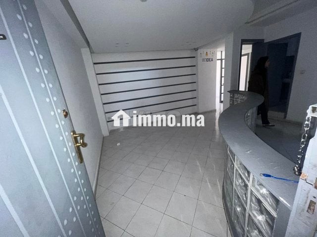 Bureaux loyer 3 pièce à boulevard med V centre - Location Immobilier - Tanger - photo 2