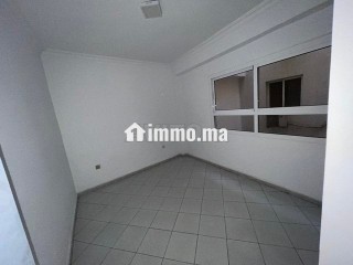 Bureaux loyer 3 pièce à boulevard med V centre - Bureau à louer - Tanger