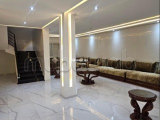 magnifique-villa-a-vendre-a-touabel-4-chambres-environnement-calme-avec-vue-sur-la-montagne-porte-blindee