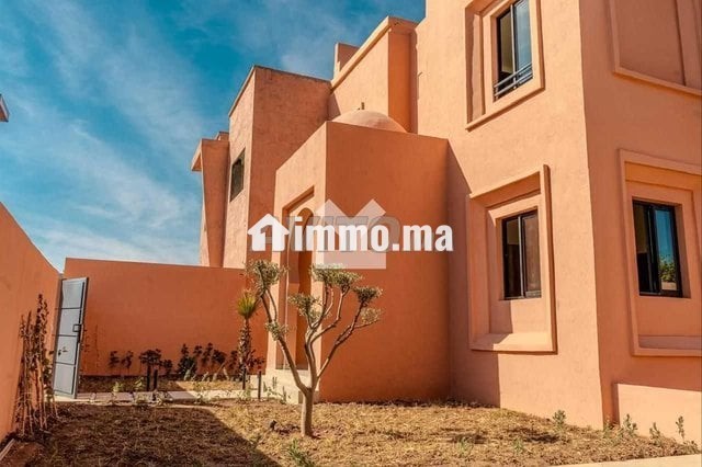 104507-Vente Villa à Marrakech Jawhar de 396 m² - Vente Immobilier - Marrakech - photo 1