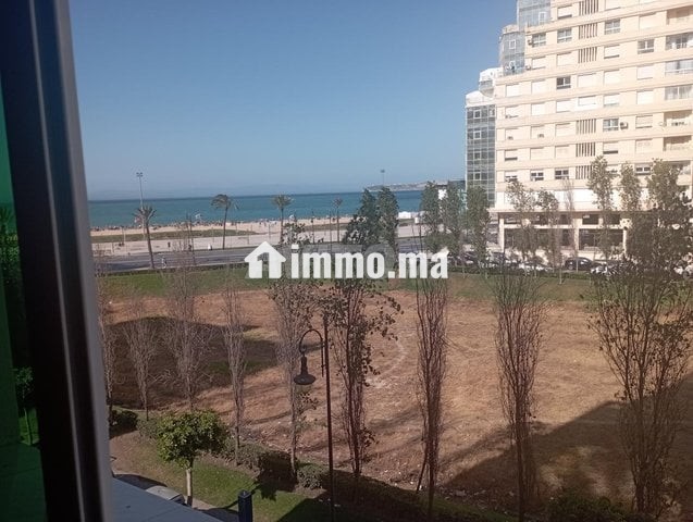Belle appartement loyer vacance à corniche et wifi - Location Vacances - Tanger - photo 1