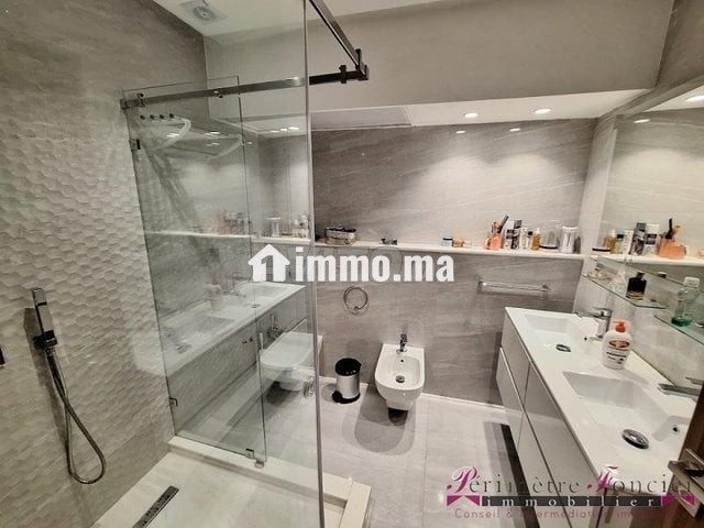 QUARTIER HOPITAUX APPT A LOUER MEUBLE 4 CHAMBRES - Location Immobilier - Casablanca - photo 6