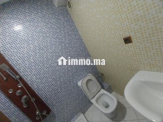 شقة مريحة و هادئة للكراء مفروشة - Appartement Location Vacances - Tanger