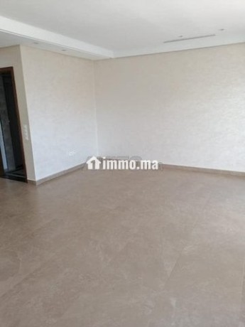 bel-appartement-avec-terrasse-haut-agdal-big-2