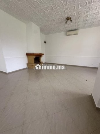 villa-a-louer-oasis-au-calme-dans-une-impasse-big-3