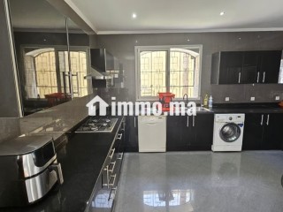 Superbe villa 500 m2 à usage bureau quartier oasis - Villa à louer - Casablanca