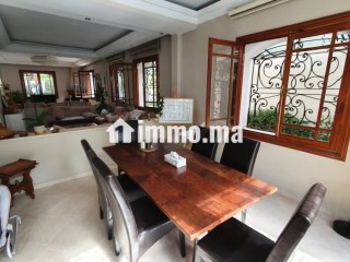 Superbe villa 500 m2 à usage bureau quartier oasis - Villa à louer - Casablanca