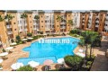 appartement-avec-piscine-small-0