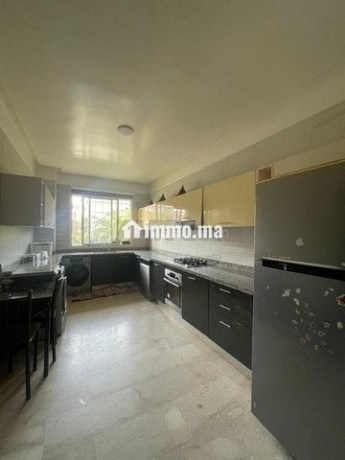 bel-appartement-de-119m2-a-louer-big-8