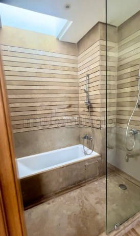villa-moderne-au-bon-ain-diab-big-14