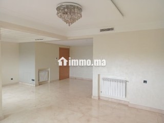 Bel appartement en face du country Club - Appartement à vendre - Autre