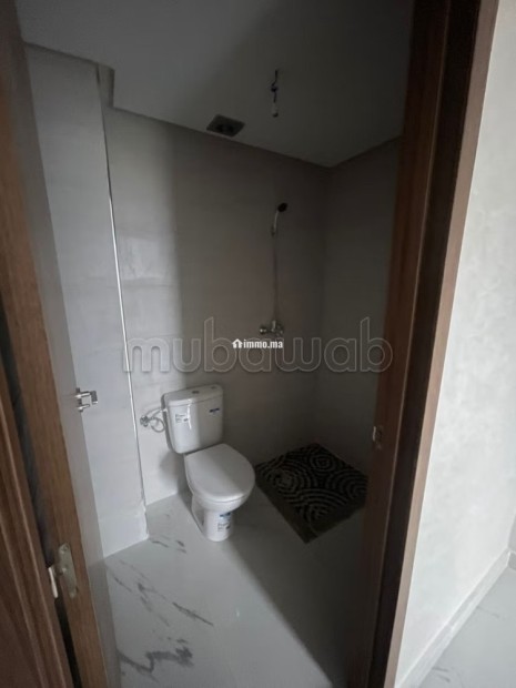 Appartement en vente à A proximité de la nouvelle gare routière. 3 belles chambres. Porte blindée, sécurité - Vente Immobilier - Tanger - photo 6