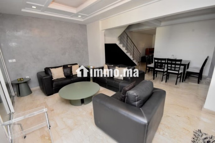 beau-duplex-de-150m-a-louer-en-centre-ville-big-0
