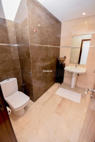 beau-duplex-de-150m-a-louer-en-centre-ville-big-2