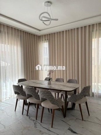 villa-de-luxe-neuf-piscine-meuble-moderne-big-4