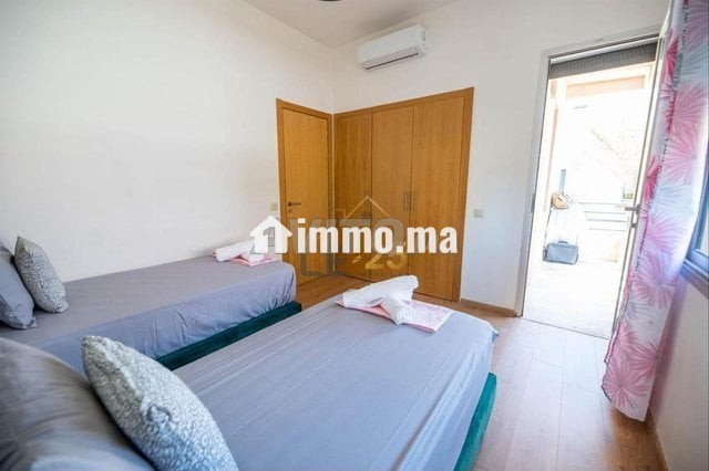 villa-raffinee-avec-piscine-a-targa-big-9