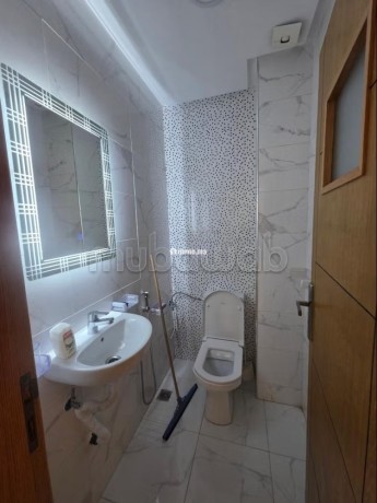 location-saisonniere-a-martil-3-pieces-confortables-systeme-de-parabole-et-residence-securisee-big-1