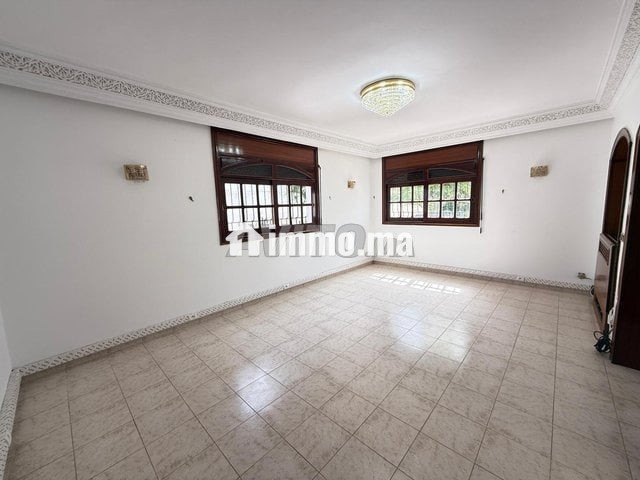 ViLLA à louer 400 m² à Rabat / Hab ou Pro - Location Immobilier - Rabat - photo 8
