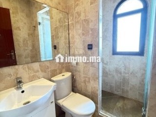 ViLLA à louer 400 m² à Rabat / Hab ou Pro - Villa à louer - Rabat