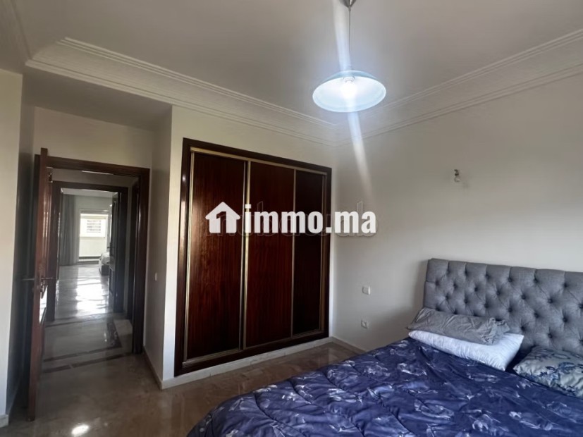À louer – Spacieux appartement meublé avec terrasse – Quartier Californie - Location Immobilier - Casablanca - photo 2