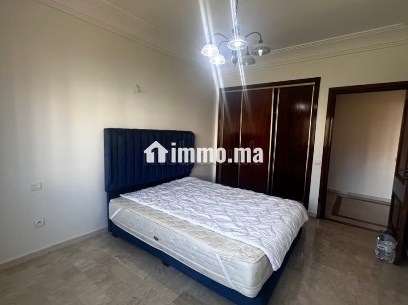 À louer – Spacieux appartement meublé avec terrasse – Quartier Californie - Location Immobilier - Casablanca - photo 4