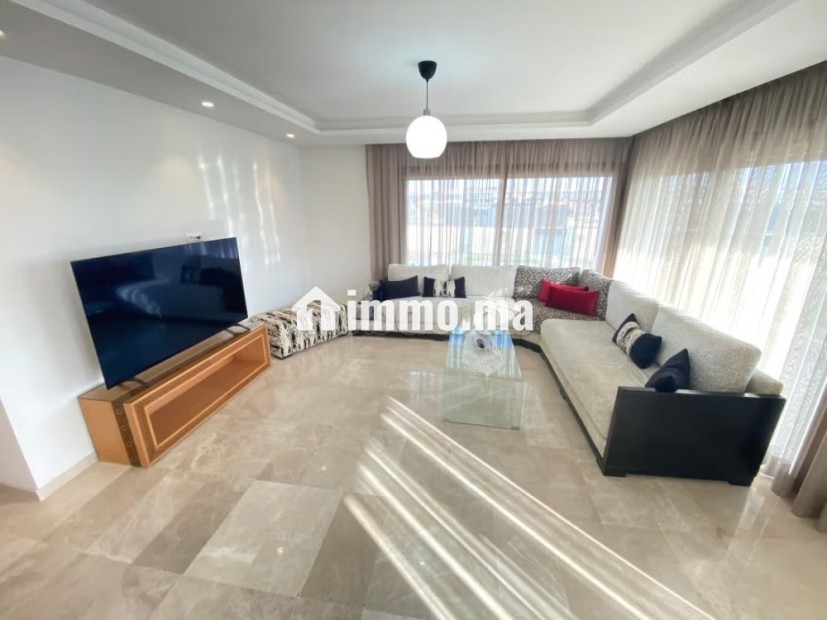Superbe appartement à louer à Hay El Menzah.
Surface de 127 m².
Bien meublé - Location Immobilier - Rabat - photo 7