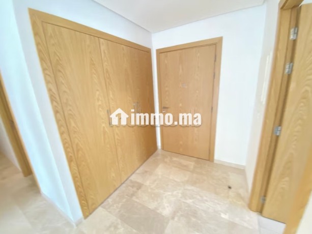 superbe-appartement-a-louer-a-hay-el-menzah-surface-de-127-m2-bien-meuble-big-9