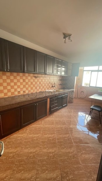 Bureaux à l'achat à Agdal.
Superficie 116 m².
Ascenseur et garage - Vente Immobilier - Rabat - photo 1