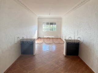 Bureaux à l'achat à Agdal.
Superficie 116 m².
Ascenseur et garage - Bureau à vendre - Rabat