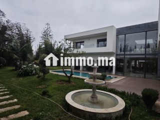 somptueuse-villa-a-vendre-a-souissi-4-pieces-confortables-porte-blindee-et-parabole