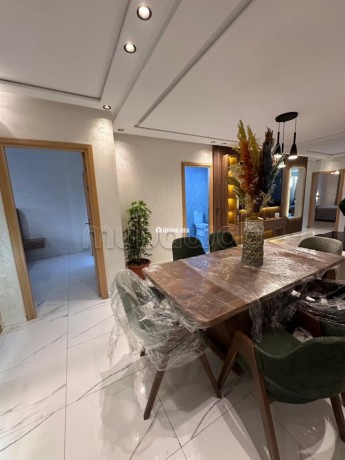 location-dun-appartement-en-centre-8-pieces-ascenseur-et-places-de-parking-big-6