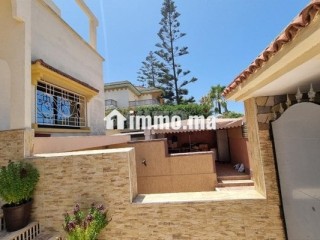 Villa de 560m à Vendre – Hay Al Montalak, Rabat - Villa à vendre - Rabat
