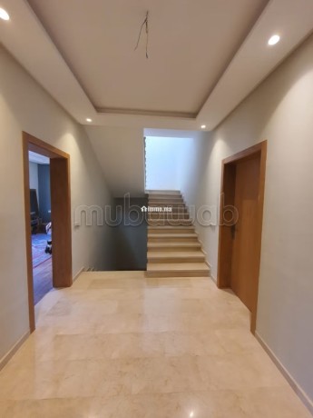 villa-contemporaine-neuve-a-la-vente-big-17