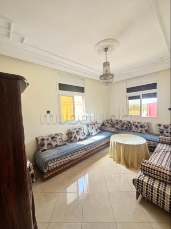 vente-dun-bel-appartement-a-bettana-surface-totale-120-m2-salon-traditionnel-antenne-parabolique-generale-big-2