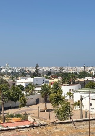 vente-dun-bel-appartement-a-bettana-surface-totale-120-m2-salon-traditionnel-antenne-parabolique-generale-big-6