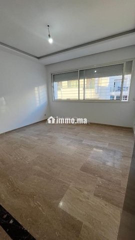 Appt Moderne 97m 2façade avec Terrasse - Location Immobilier - Casablanca - photo 3