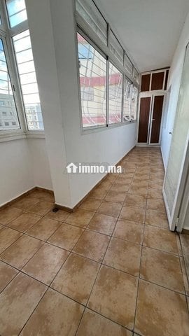 Appt Moderne 97m 2façade avec Terrasse - Location Immobilier - Casablanca - photo 6