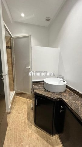 Appt Moderne 97m 2façade avec Terrasse - Location Immobilier - Casablanca - photo 8
