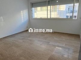 Appt Moderne 97m 2façade avec Terrasse - Appartement à louer - Casablanca