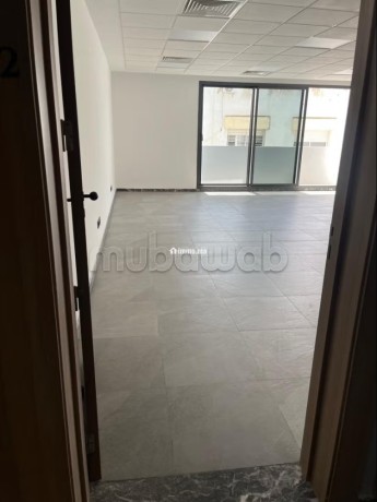 plateau-bureau-a-louer-54m2-sidi-maarouf-parking-big-1