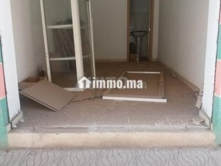 magasin-18-m2-a-cote-es-saada