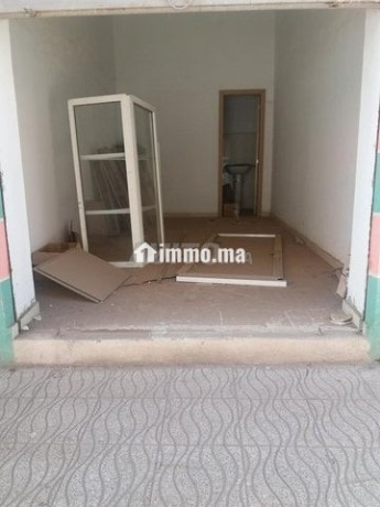 magasin-18-m2-a-cote-es-saada-big-0