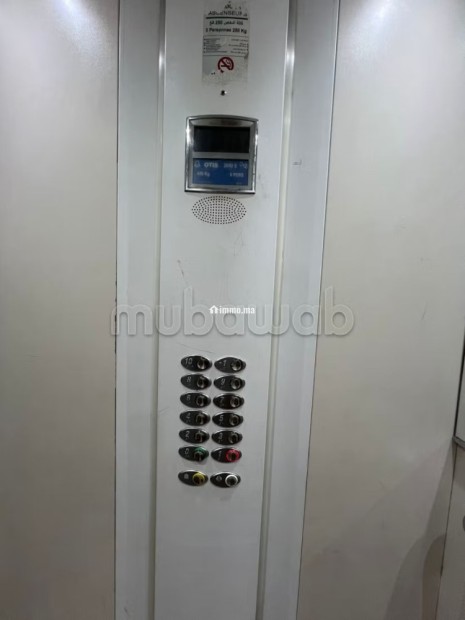 Bel appartement en location à Ahlane. Surface totale 80 m². Avec ascenseur - Location Immobilier - Tanger - photo 2