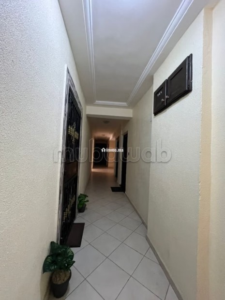 Bel appartement en location à Ahlane. Surface totale 80 m². Avec ascenseur - Location Immobilier - Tanger - photo 3