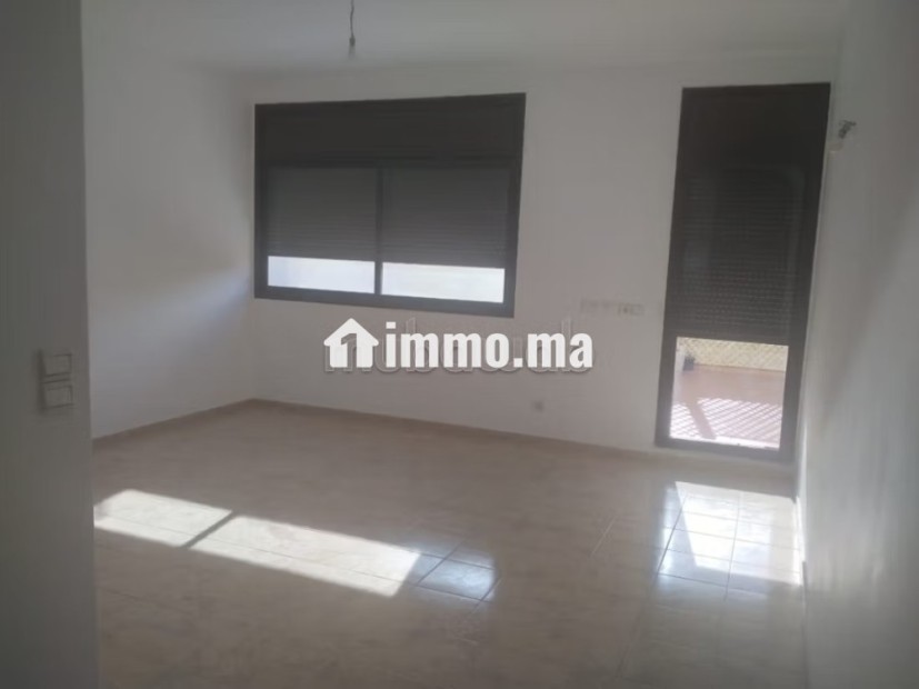 Appartement F4 avec terrasse à louer sur agdal - Location Immobilier - Rabat - photo 4