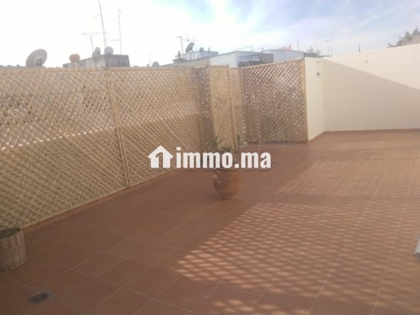 appartement-f4-avec-terrasse-a-louer-sur-agdal-big-1