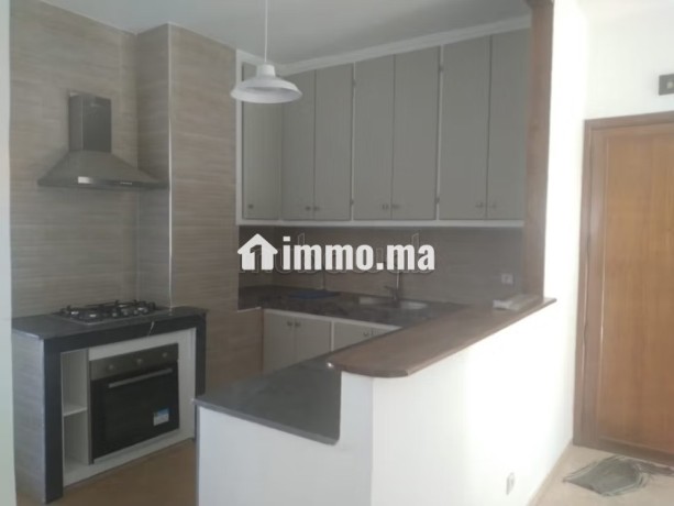 appartement-f4-avec-terrasse-a-louer-sur-agdal-big-6