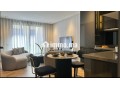 studio-elegant-dans-un-quartier-chic-small-9
